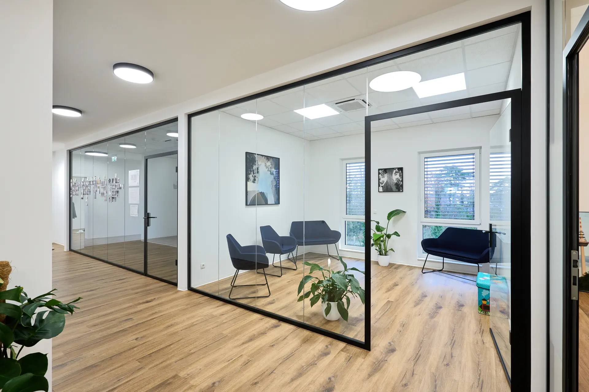 Das Wartezimmer von Außen.